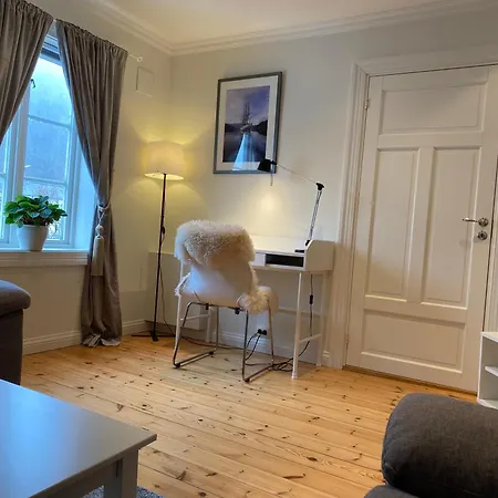 Sjarmerende I Hjertet Av 펜션 *
