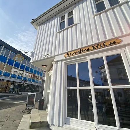 Sjarmerende I Hjertet Av Risør