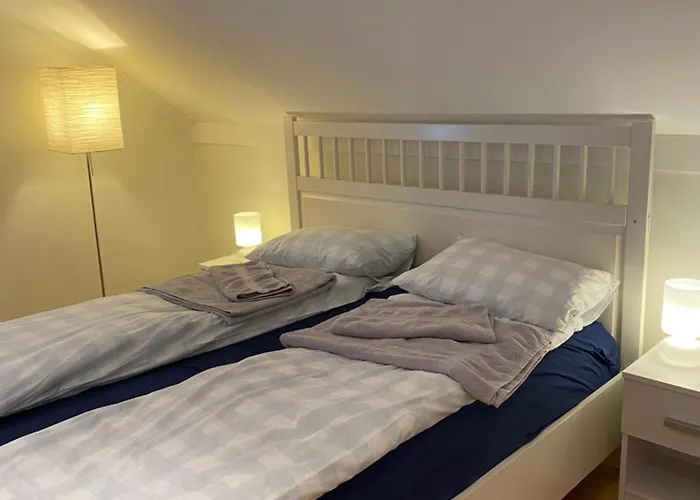 Sjarmerende I Hjertet Av בית נופש