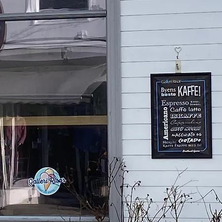 Sjarmerende I Hjertet Av Дом отдыха *